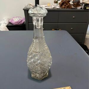 Heavy crystal whiskey decanter